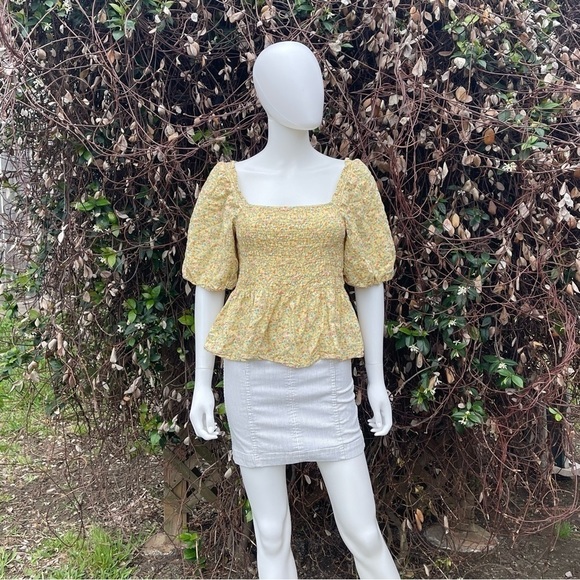 ANA Floral Print Puff Sleeve Peplum Crop Top - Picture 2 of 11